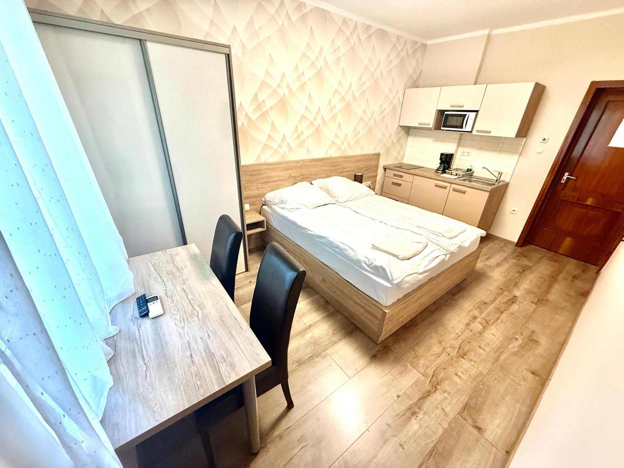 Vendeghaz - Bed & Breakfast Siófok